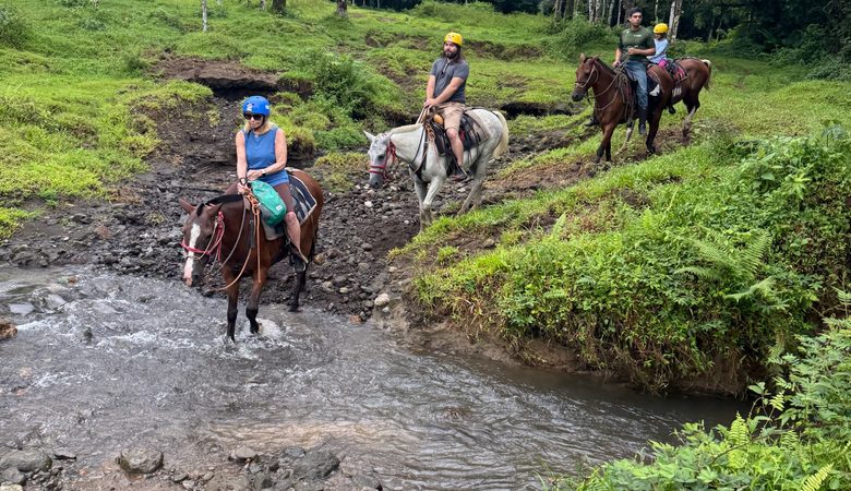 horseback in la fortuna costa rica